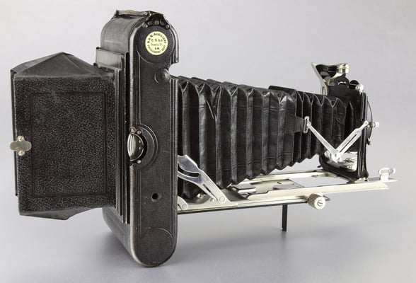 NIXE     Emil Wünsche Dresden  ~1907    ©  engel-art.ch