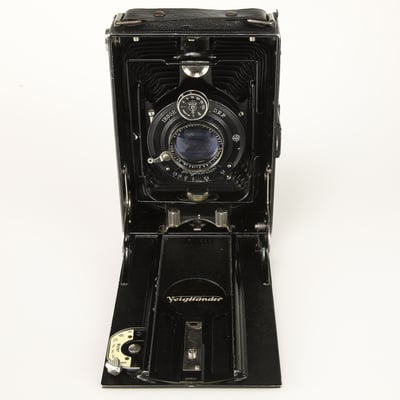 VOIGTLÄNDER VAG drittes Modell 1930   ©  engel-art.ch