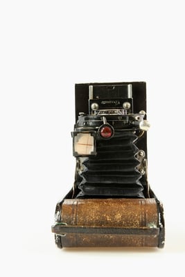 CONTESSA NETTEL Cocarette Copyright by engel-art.ch