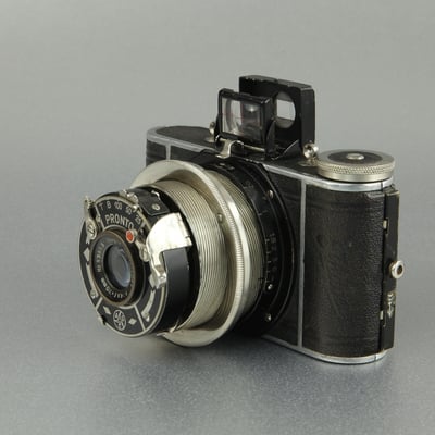 JHAGEE Parvola (klein Ultrix/Kleinbild Ultrix)  ©  engel-art.ch