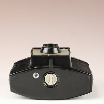 KODAK Brownie Cresta Camera 1955-1958  ©  engel-art.ch