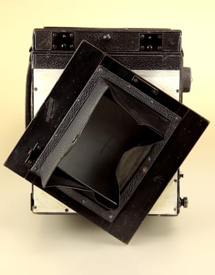 Mentor 9x12cm  ~ 1920  © engel-art.ch