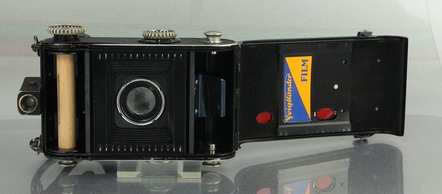 VOIGTLÄNDER  Virtus     © engel-art.ch