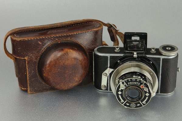 JHAGEE Parvola (klein Ultrix/Kleinbild Ultrix)  ©  engel-art.ch