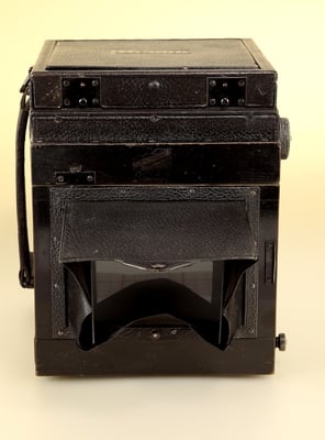 Mentor 9x12cm  ~ 1920  © engel-art.ch