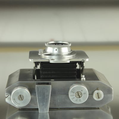 GALLUS Derlux 1947-1952 Paris  ©  engel-art.ch