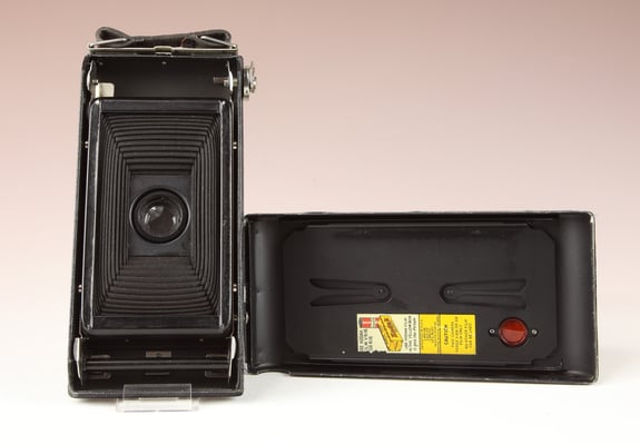 KODAK Jiffy Six-16 Art-deco 1933-1937  ©  engel-art.ch