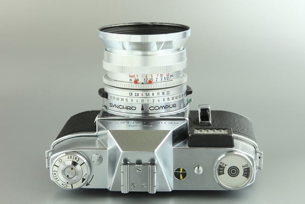 KODAK Retina Reflex III  Typ 041  ©  engel-art.ch