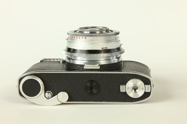 KODAK Retina Reflex (Type 025)  ©  engel-art.ch