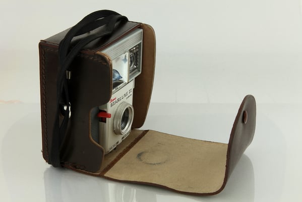 KODAK Brownie Starlux II Camera  ©  engel-art.ch