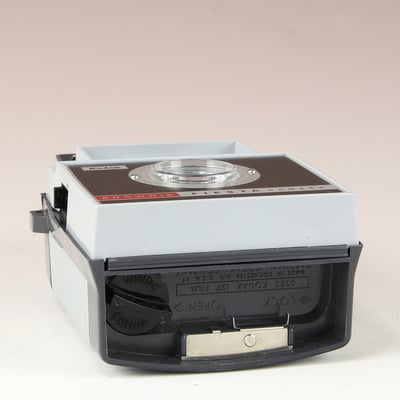 KODAK Brownie Fiesta Camera 1962-1965  ©  engel-art.ch