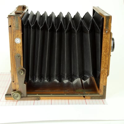 STELLA Reisecamera ~ 1910  ©  engel-art.ch