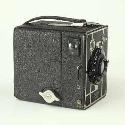 KODAK Brownie  620  1933-36  Dr. Nagel-Werk  ©  engel-art.ch