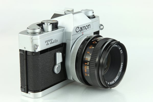 CANON TLb       ©  engel-art.ch