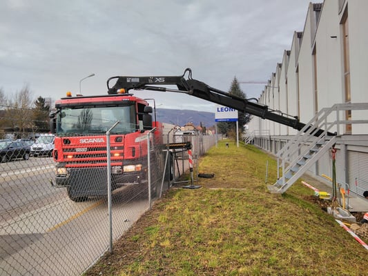 Lastwagenkran - Reusser Transporte AG Biberist