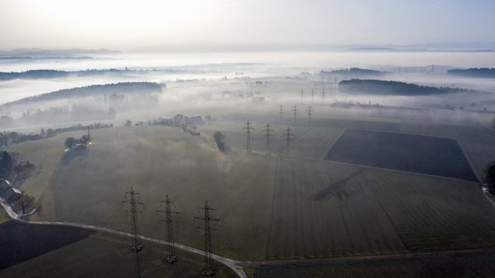 2020 Woche 5, Sonnenbühl, Blickrichtung Alpen, Drohnenaufnahme