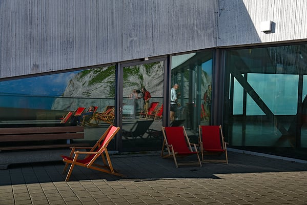 5188 /  Woche 28 / Pilatus, Spiegelung Sonnenterasse