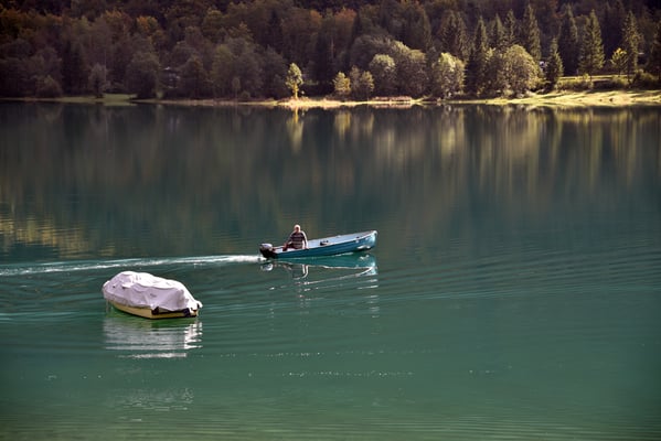 Nr. 234 / 2017 / Klöntalersee, Fischer 6016 x 4000 / JPG-Datei