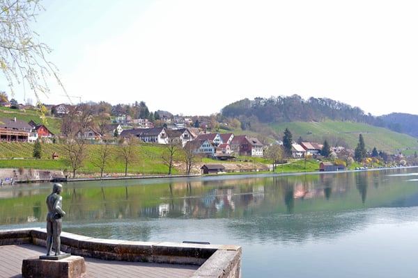 Nr. 5014/ Woche 14 / Eglisau, Blick vom linken Ufer, Flussaufwärts/ 6000 x 4000 / JPG-Datei 