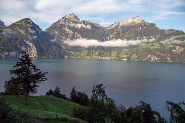 2020, Woche 45, Sisikon, Blick vom Hotel Tellsplatte