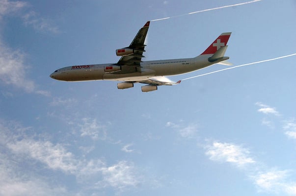 Nr. 2203 / 20.11.2011 / Flughafen Zürich / 3395 x 2251 / JPG-Datei