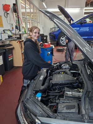 Leonie Seiner bei Porsche Deutschlandsberg