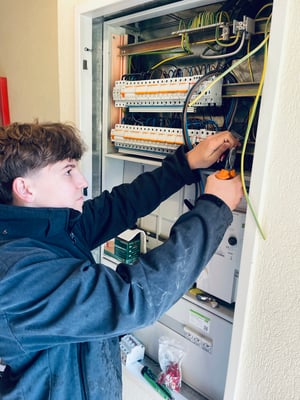 Dorian Ulbl Bei Jobst Elektrotechnik