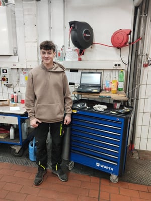 Maximilian Katzbeck bei Porsche Deutschlandsberg