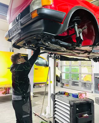 Florian Schitteck bei KFZ Neubauer