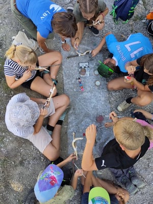 Die Kinder waren beim Basteln ... , © Florian Degele