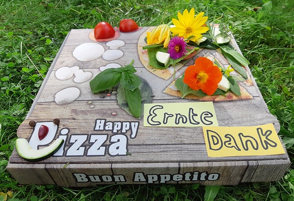 Brittas Ernte Dank Pizza