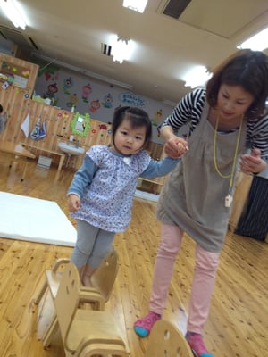 先生　手を離さないでね