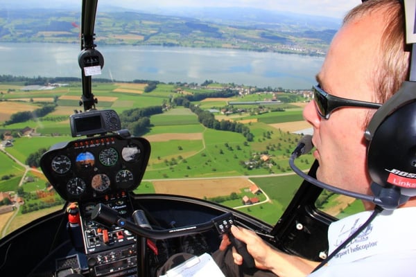 Pilot Helikopter selber fliegen ab Luzern Beromünster