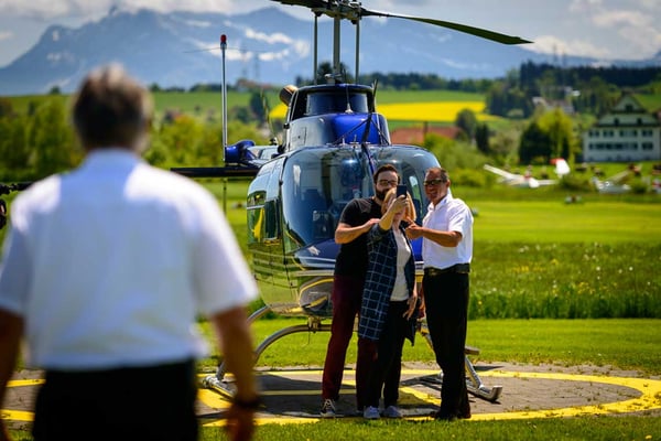 Selfie nach dem Helikopterflug
