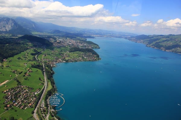 Thunersee Helikopterflug