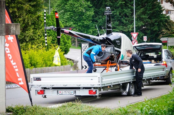 Helikopter wird geliefert