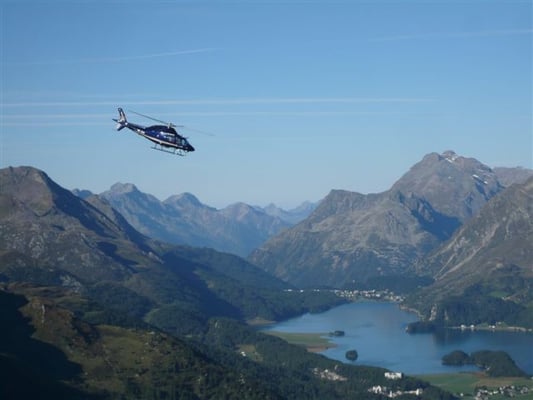 Alpenrundflug Helikopter Engadin
