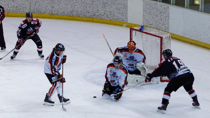 クレインズ#92池田選手、12分20秒に3点目、自身2点目のゴール