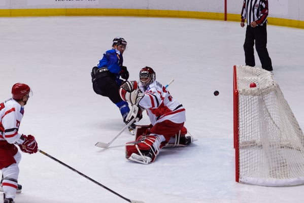 アイスバックス vs チャイナドラゴン: 古橋選手の2点目