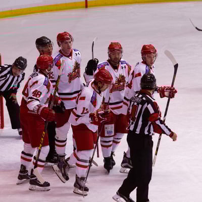 アイスバックス vs チャイナドラゴン: 鈴木選手のゴール