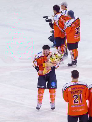 アイスバックス#7福沢選手の引退セレモニー