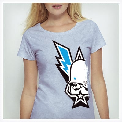 available at: http://www.lashirt.de/flying-foertress.html