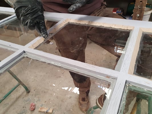 Façon de solins de mastic