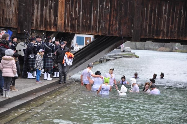 Draussen wärmer als im Wasser?