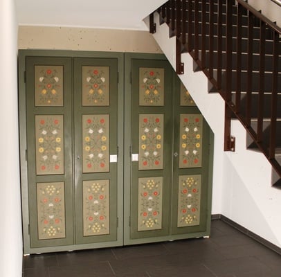 Schiebetürschrank in rustikalem Look