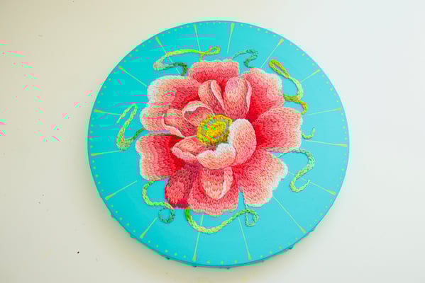 「富貴」φ25cm、刺繍、アクリル