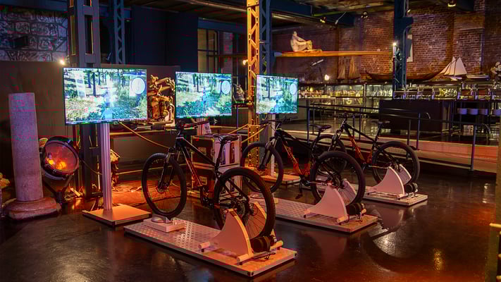 3-fach MountainbikeSimulator bei einer Mitarbeiterveranstaltung für Knauf Gips im DaCapo in Leipzig