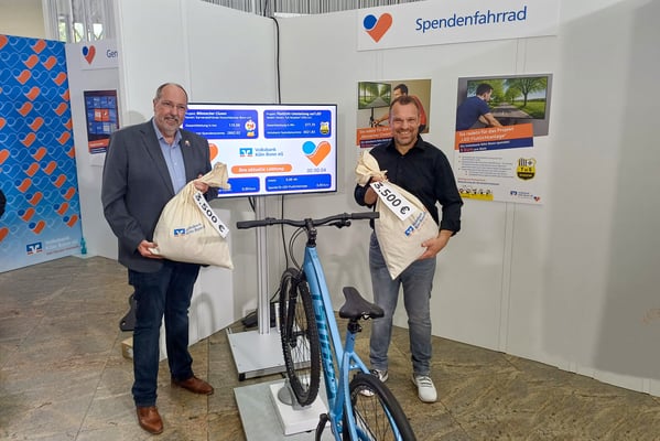 Spendenfahrrad für 2 Vereine gleichzeitig - nach Wh und nach km