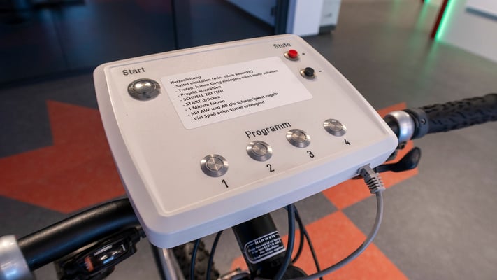 EnergyBike Physik 3 - Bedieneinheit am Lenker