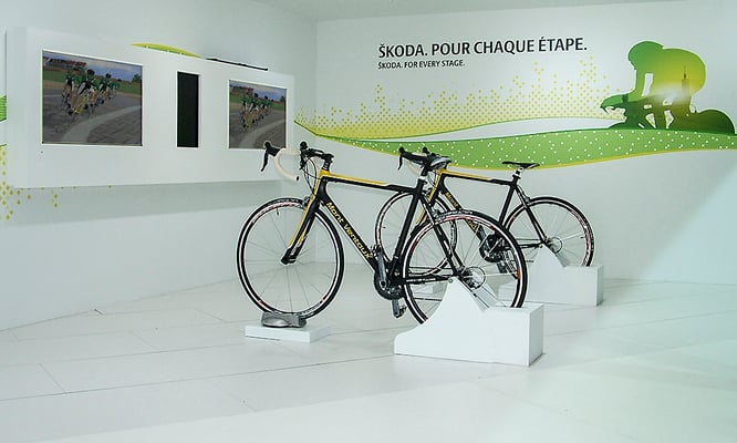 Rennradsimulator für Skoda auf dem Automobilsalon in Paris